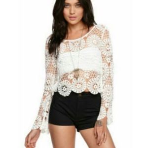 Size small crotchet top by Kendall & Kylie